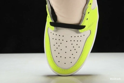 Jordan 1 “Visionaire” 555088-702 Air Retro High OG 1105